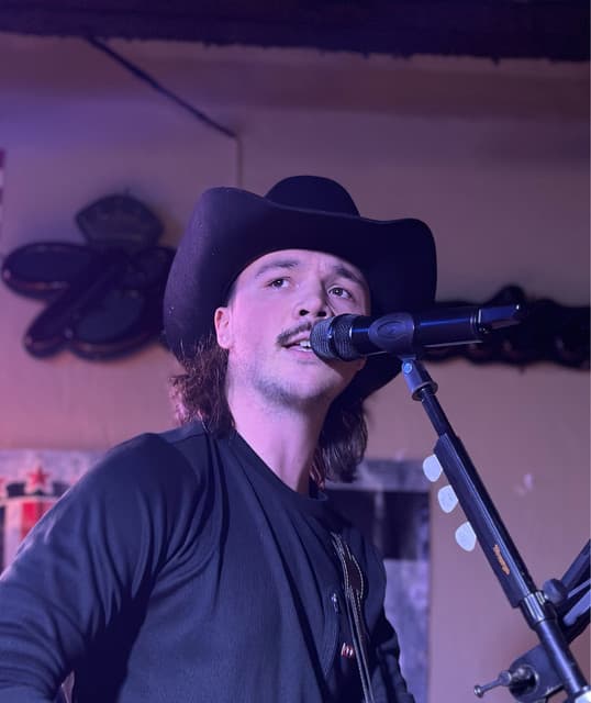 Toby Leach
